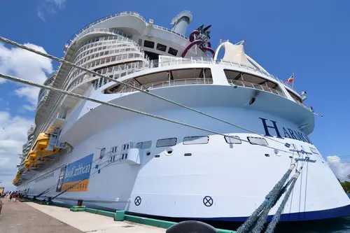 How long does it take to disembark a Royal Caribbean cruise